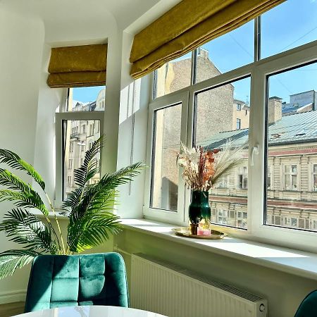 Gertrude'S Heart Apartment Riga Luaran gambar